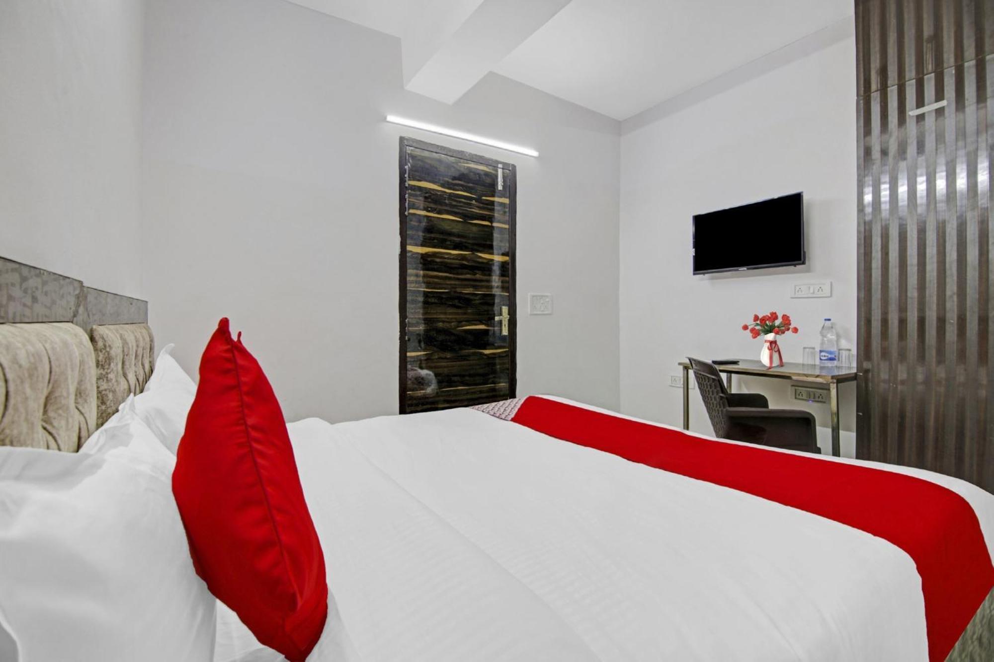Green Olive 3* New Delhi